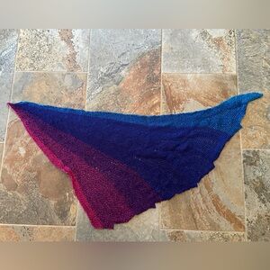 🧶 Hand knit shawl